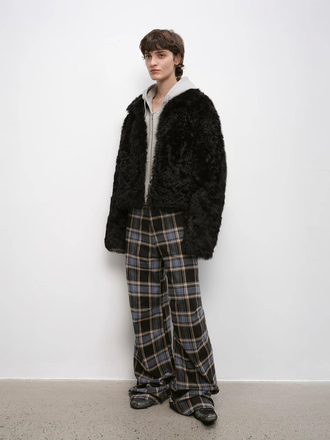 Fireladyfur Women's Soft & Warm Short Wool Sheepskin Coat“Blackmoon Berlin”