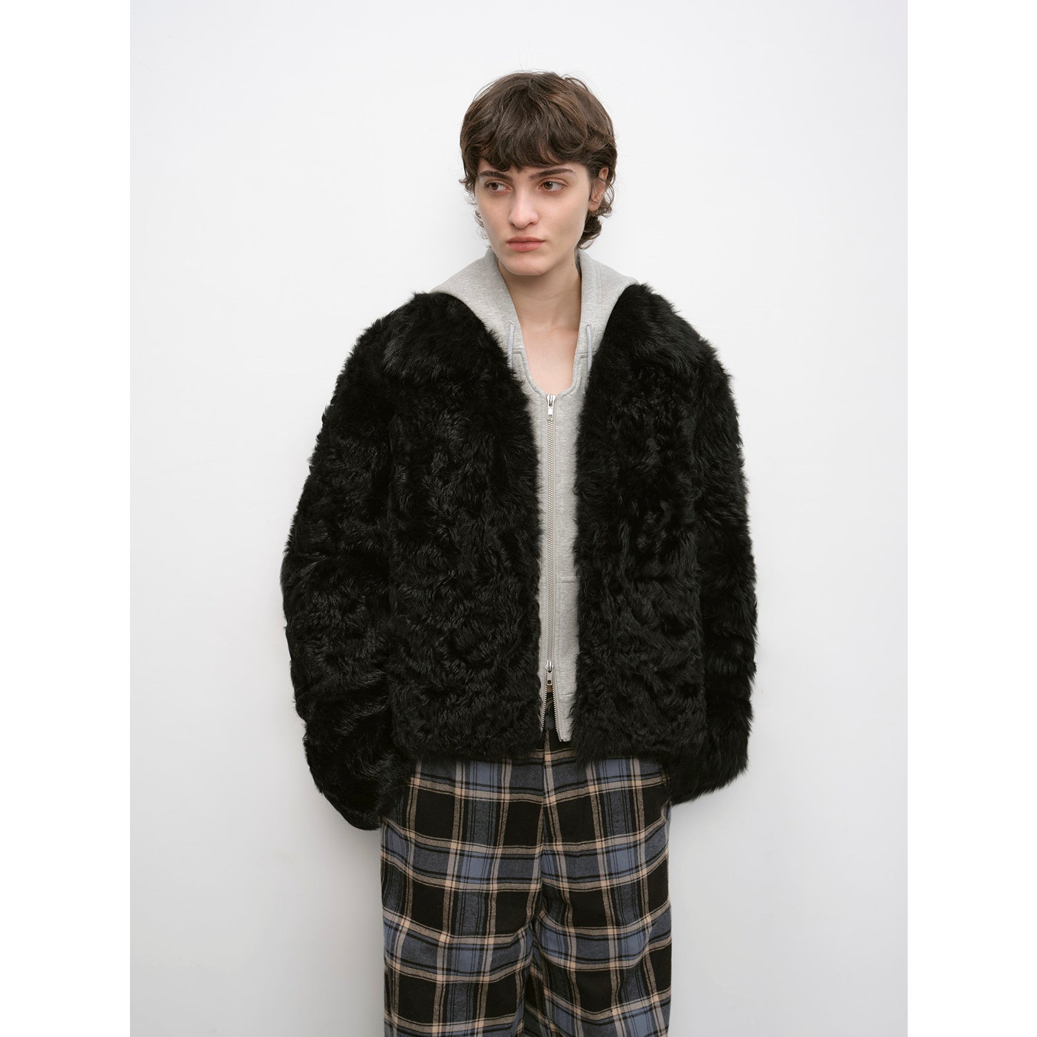 Fireladyfur Women's Soft & Warm Short Wool Sheepskin Coat“Blackmoon Berlin”