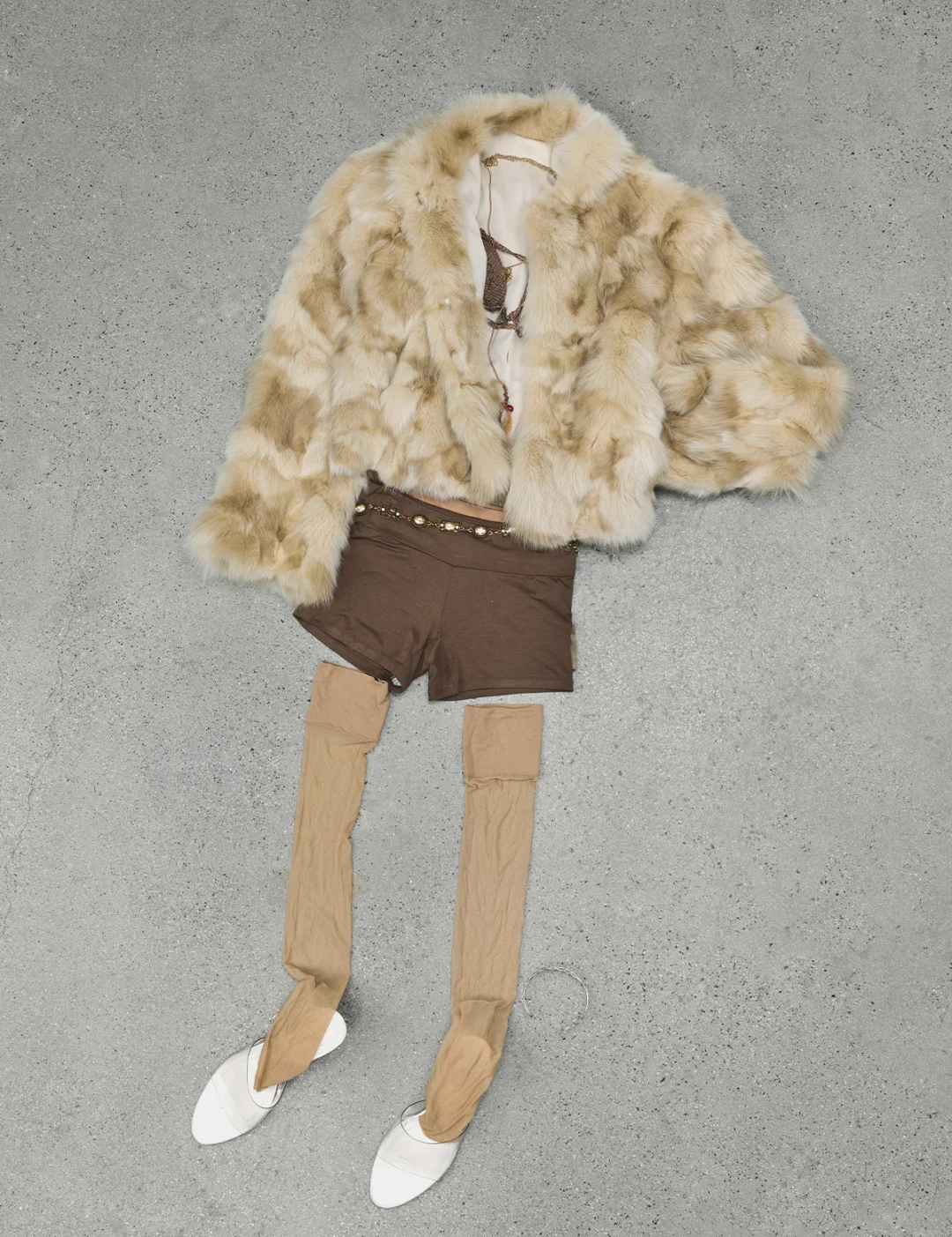 Firelady Fur｜June Clothing Perspective