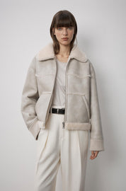 Makino's Fun Lapel Short Style Shearling Jacket