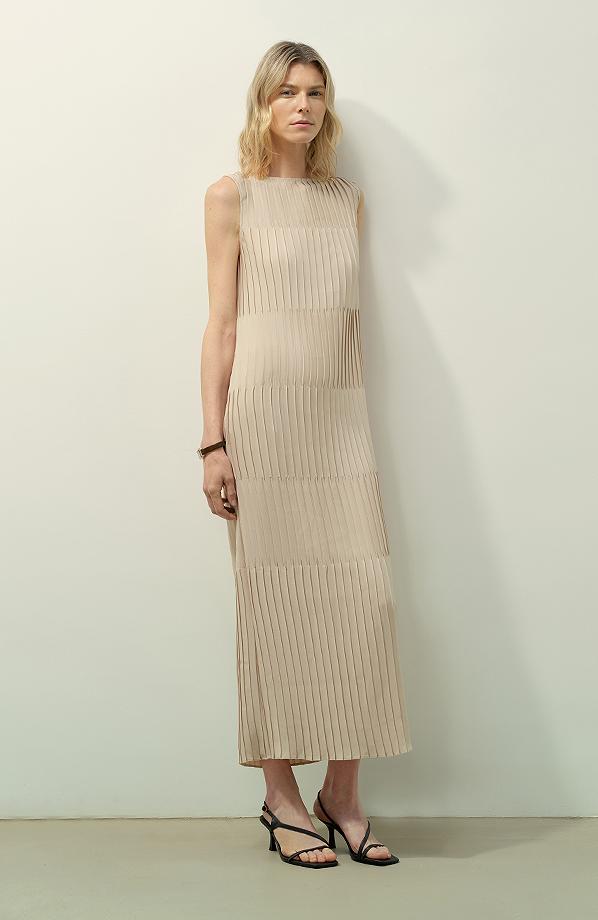 Original design handmade pleated straight sleeveless boat neck dress