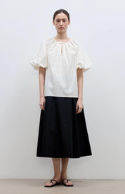 "Iceland Diary" neckline pleated design round neck tie puff sleeve short sleeve shirt for women