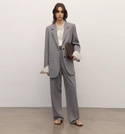 Heavy fine twill worsted wool, asymmetrical collar design, basic classic two-button suit