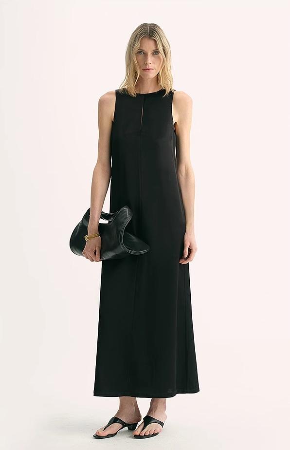 "Corridor Stride" skin-friendly and delicate imported acetate wool slimming hollow neckline A-line dress