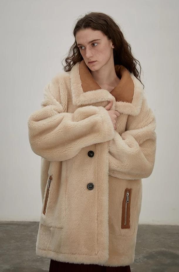 Makino Tour Double-sided shearling coat