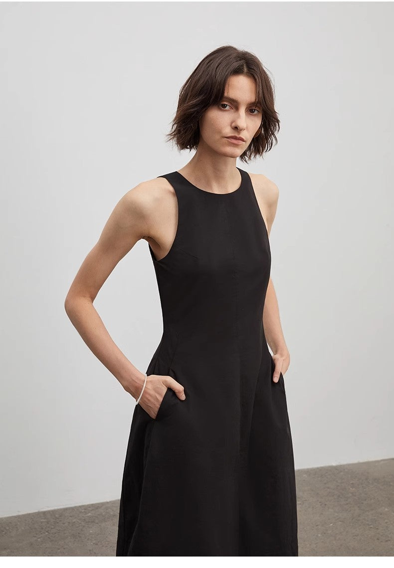 "Plain Poetry" functional style sleeveless dress female French style new temperament slim Hepburn little black dress long skirt