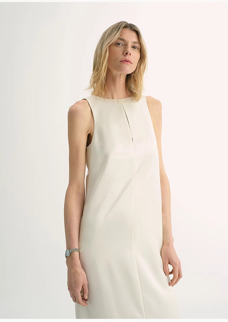 "Corridor Stride" skin-friendly and delicate imported acetate wool slimming hollow neckline A-line dress