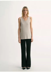 20NM ultra-fine high-quality silk, smooth and elegant U-neck straight knitted vest T