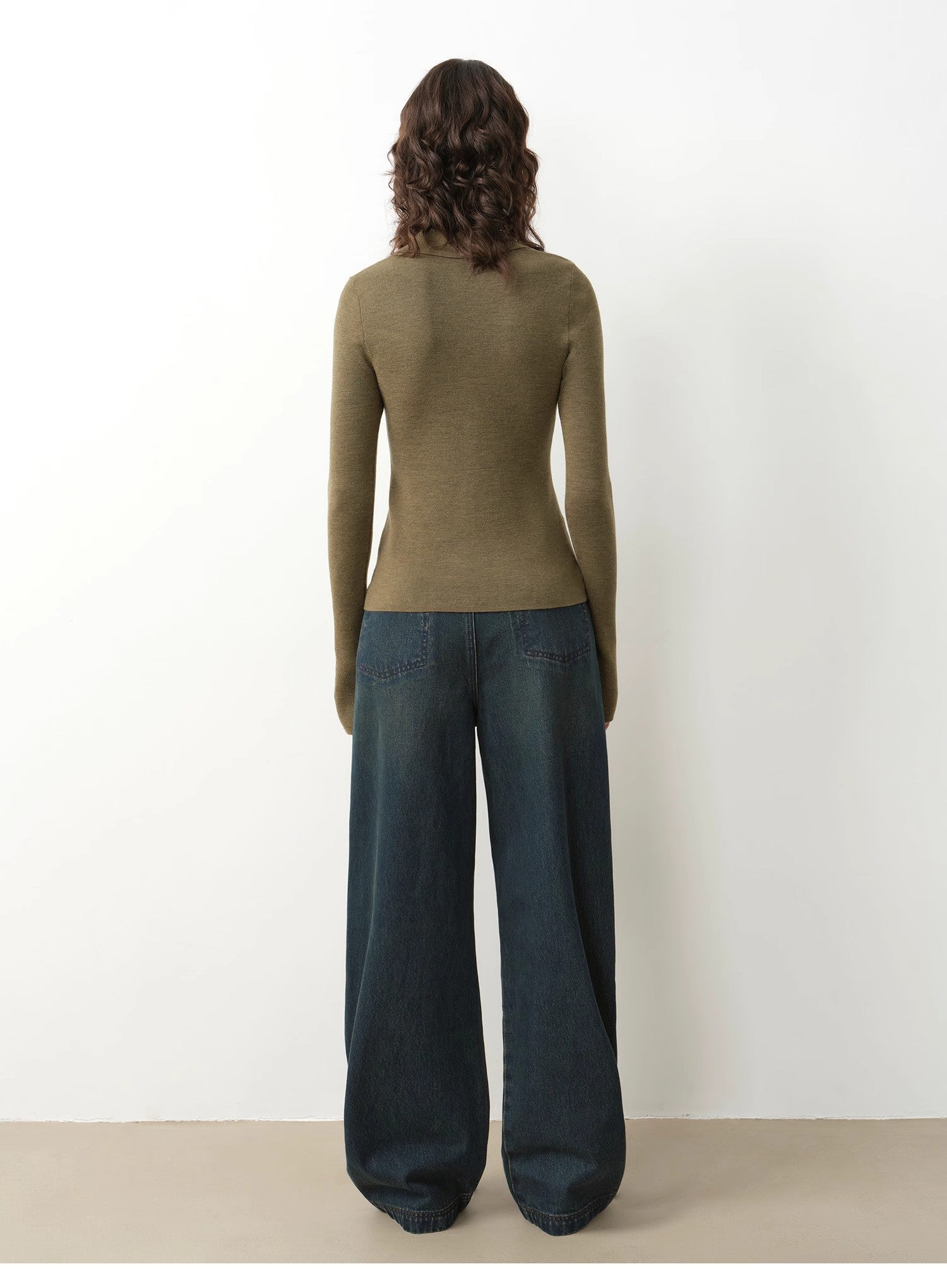 "Effortless Knit"Imported Yangtze 2S 30-Count Merino Wool Polo Neck Sweater for Autumn/Winter