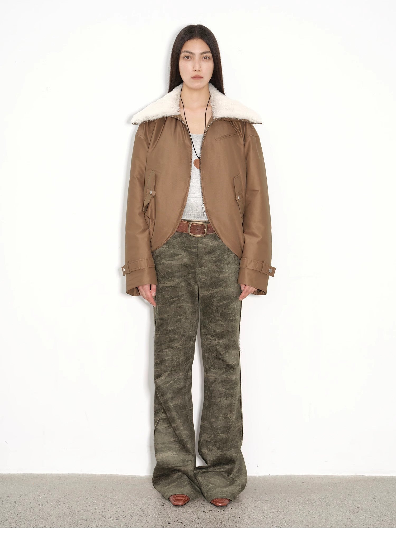 "Green Camouflage"Fashionable and versatile camouflage print chenille suede slim bootcut casual pants