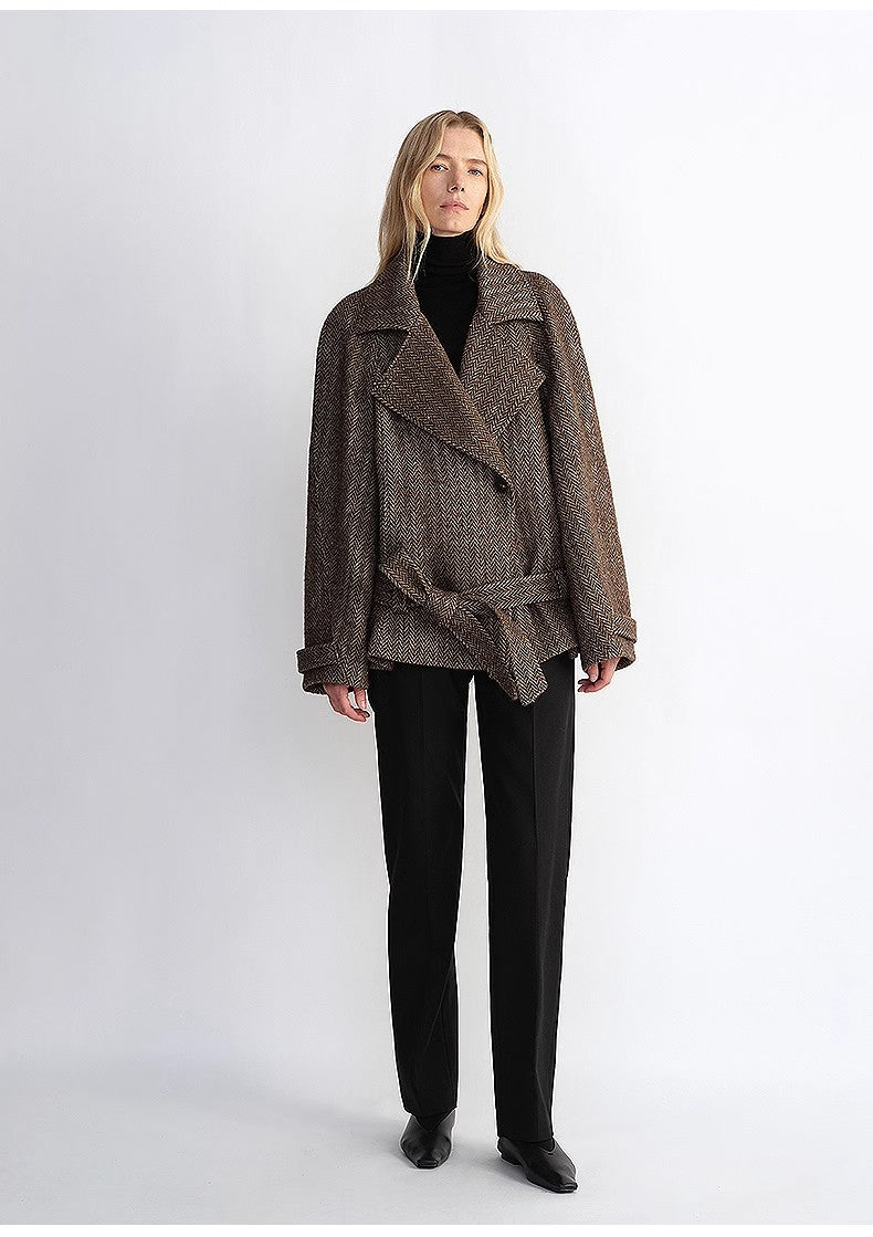 "Warm Cocoon" Italian Herringbone Wool Classic Lapel Micro-coon Short Wool Coat for Women