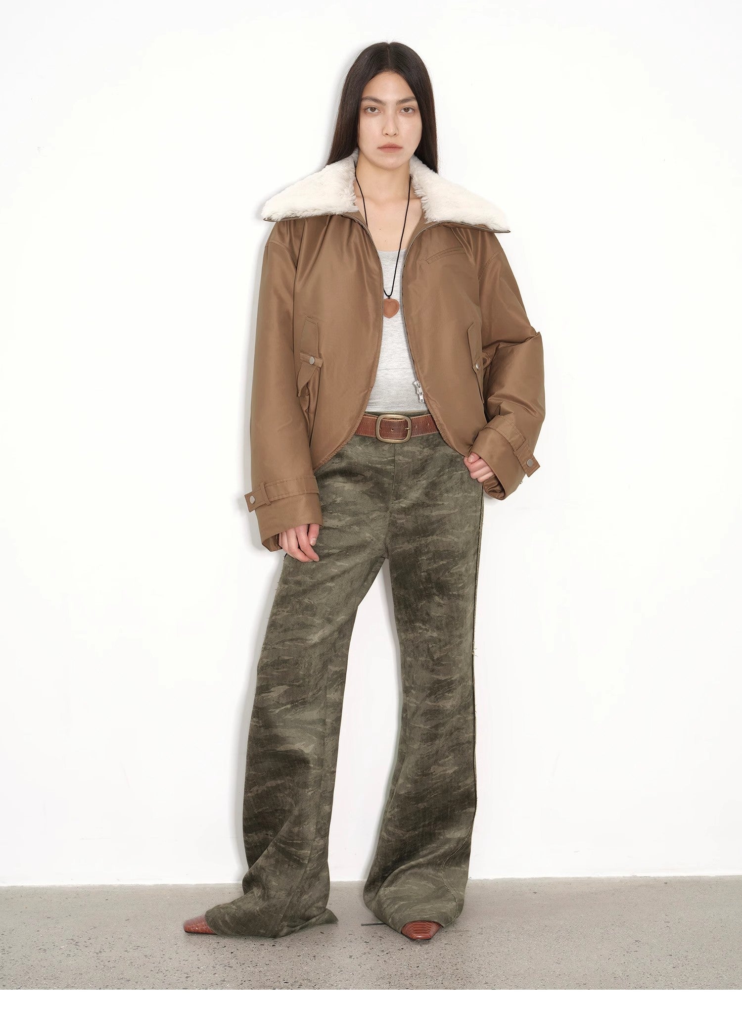 "Green Camouflage"Fashionable and versatile camouflage print chenille suede slim bootcut casual pants