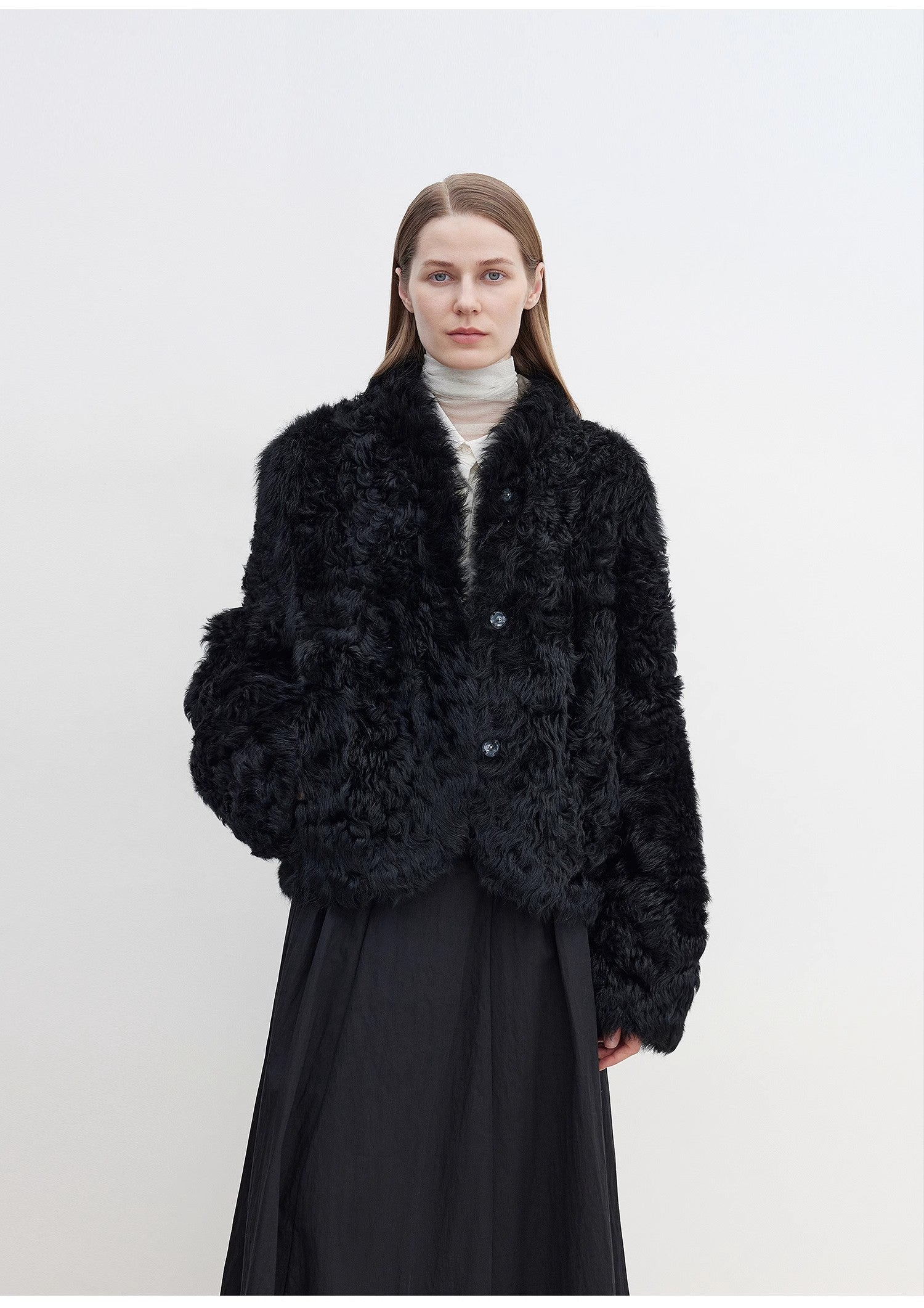 "Yorta" imported Tuscan curly wool upper arc collar sheepskin coat