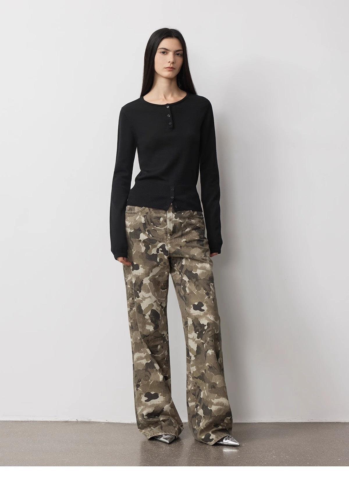 "Camouflage Charm " Cool, Trendy, Unique, and Personalized Original Camouflage Print Washed Loose Straight-Leg Denim Jeans