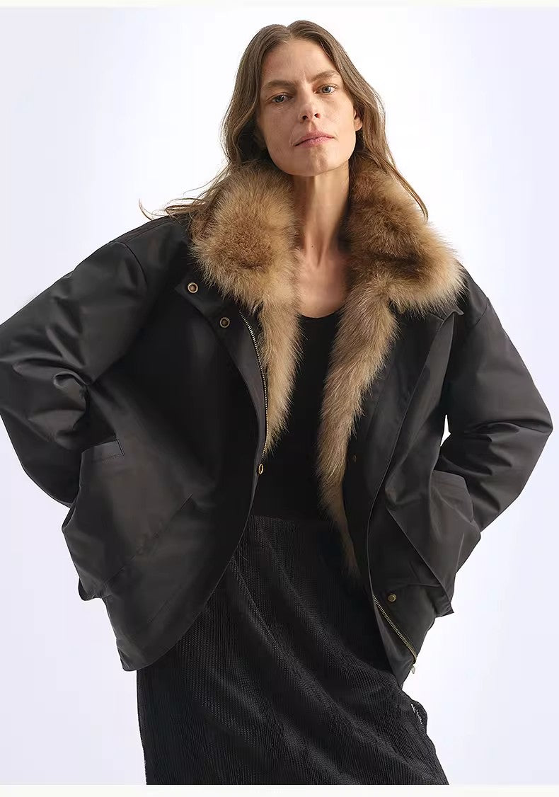 Removable fox fur collar 90% white goose down easy to care for practical and water-repellent parka for women