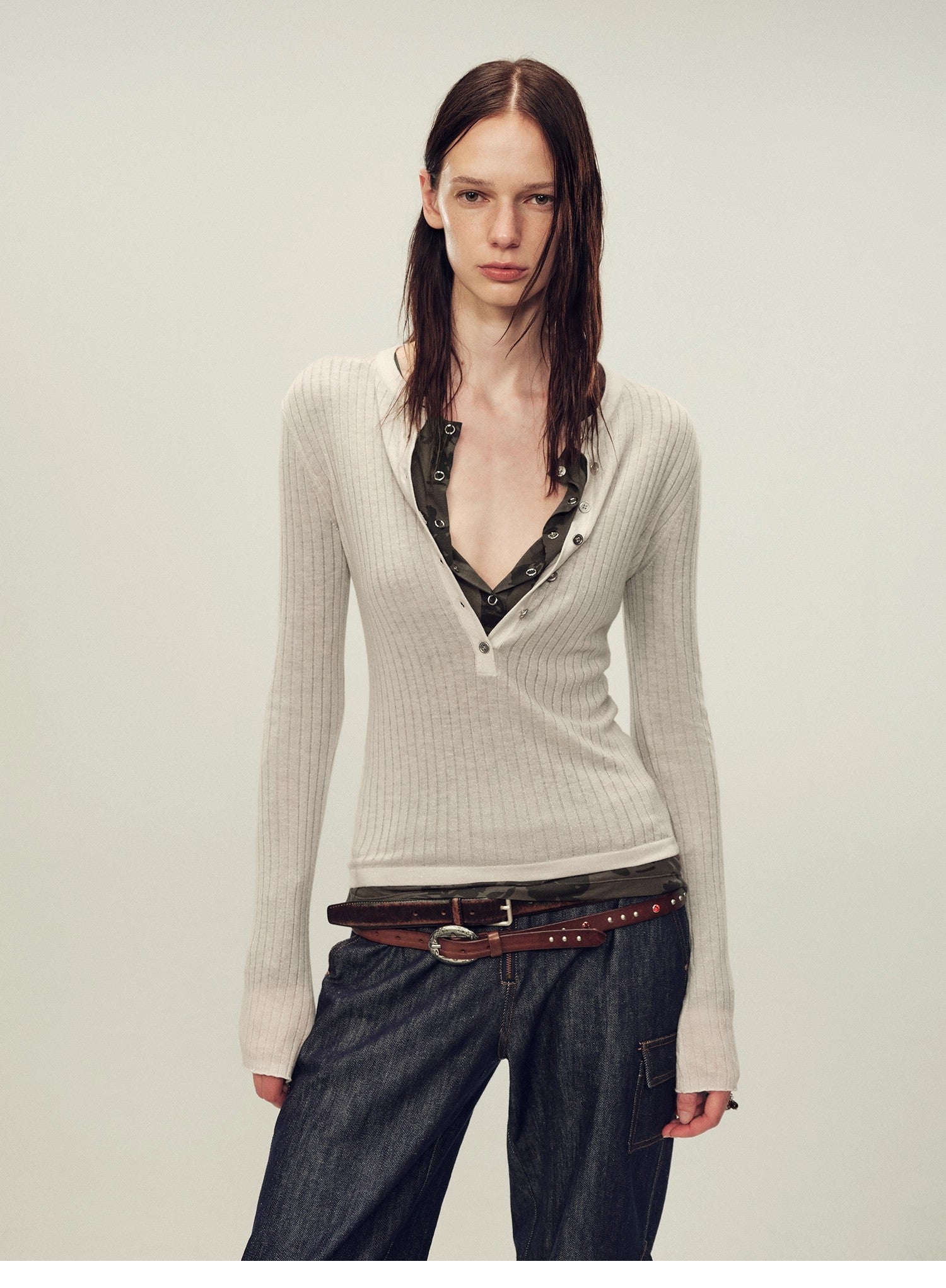 Ultrafine water-soluble wool blended versatile V-neck cardigan long-sleeved knitted top "Warm Brown Quiet Autumn"