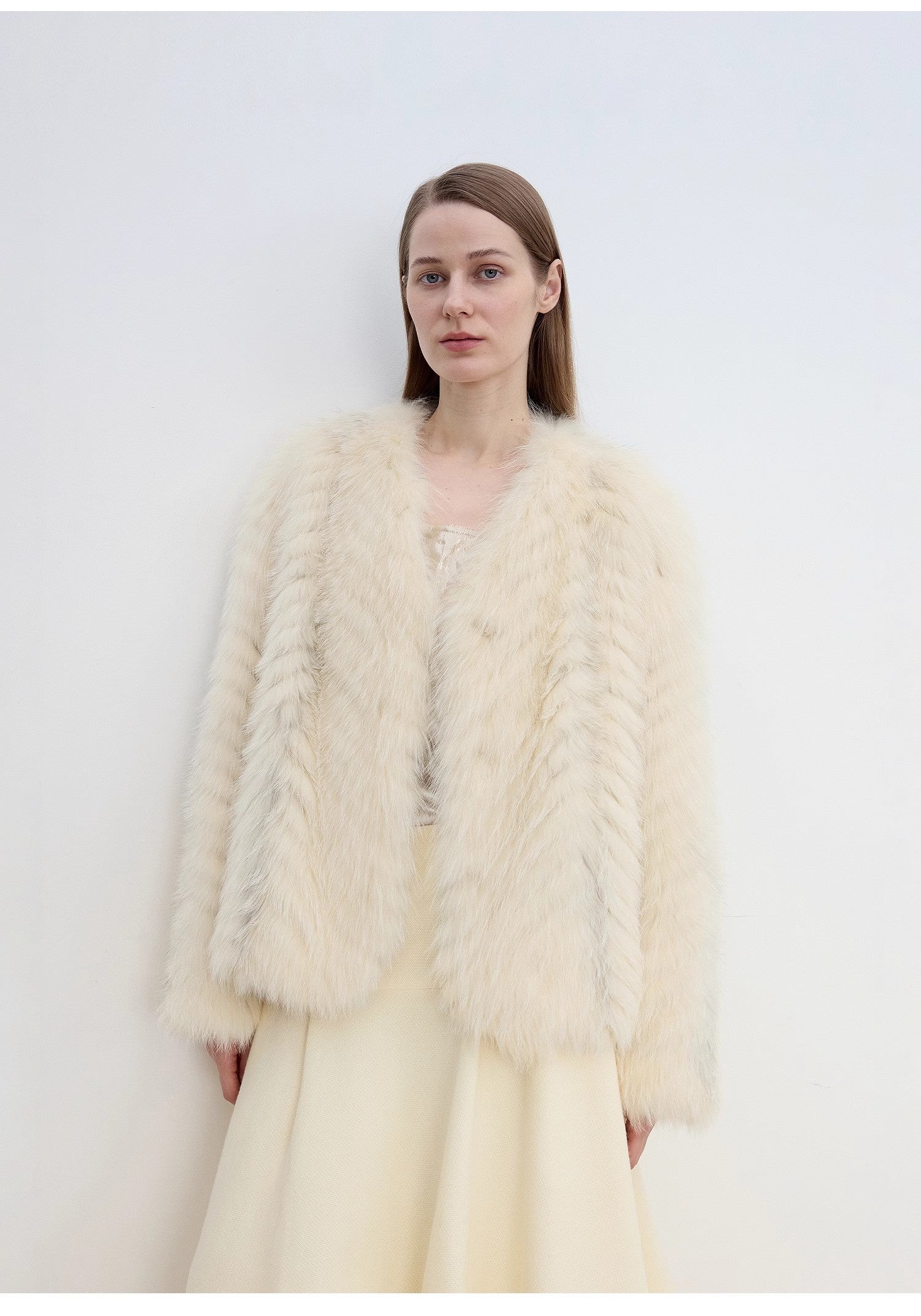 "Champagne on a Snowy Night" imported fox fur two-tone V-neck oblique stripe slim jacket