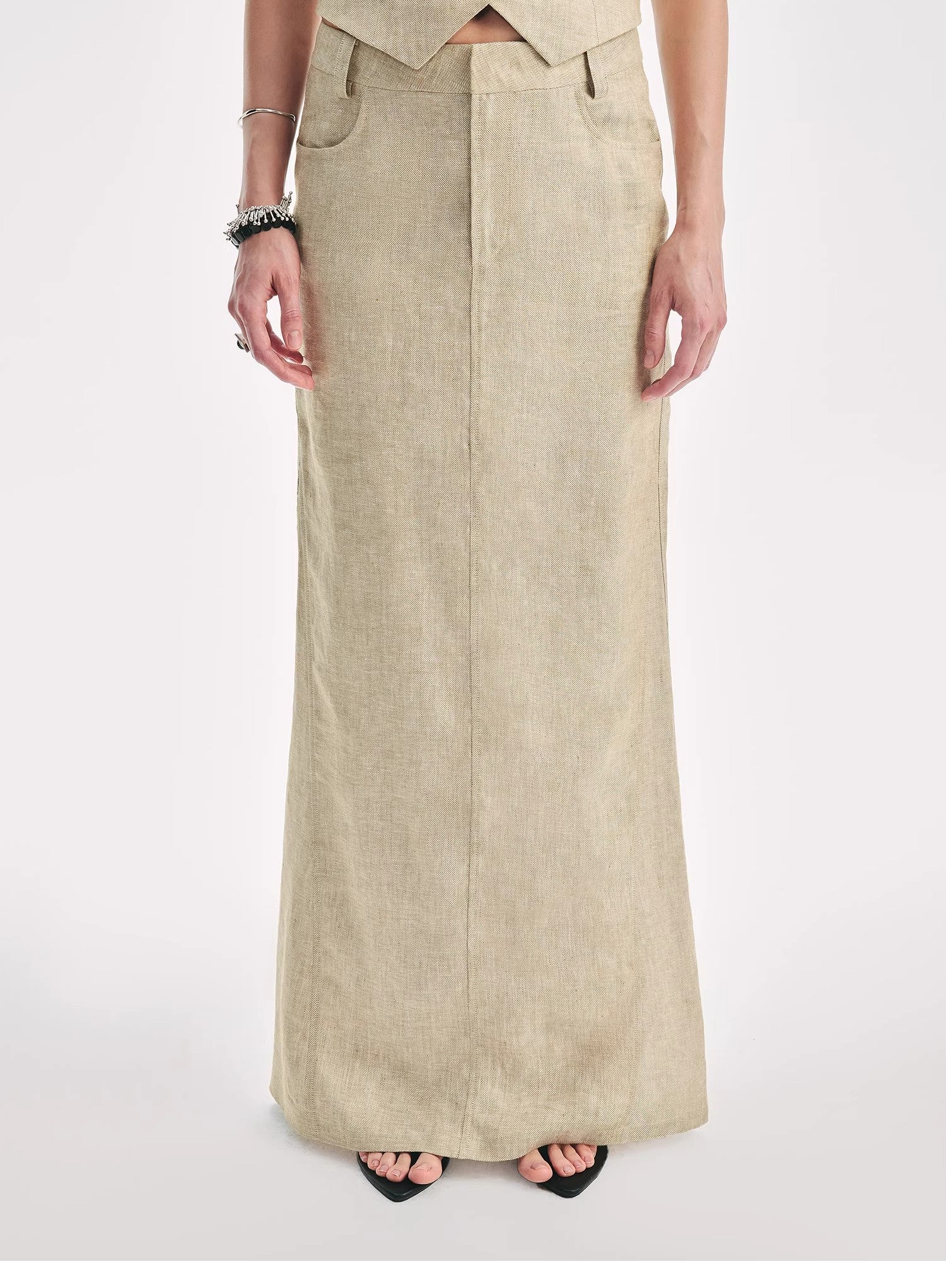 Retro Linen V-neck Halter Vest and Fishtail Hip Skirt Set"Old Money Weekly"