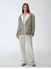 "London Diary"old money style contrasting lapel wool blazer