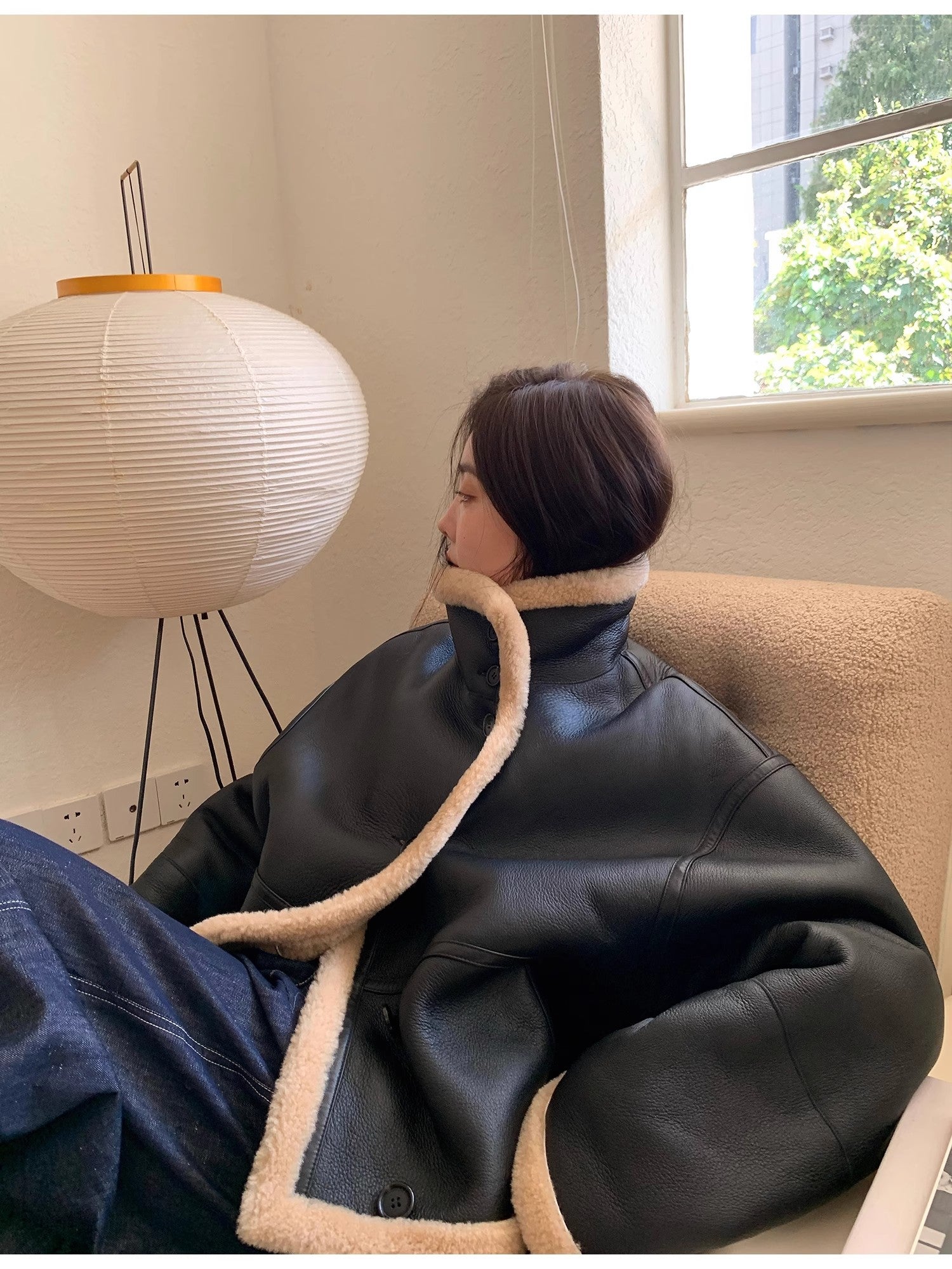 "Corner Coffee" Merino wool sheepskin stand-up collar motorcycle reversible young fur coat for women
