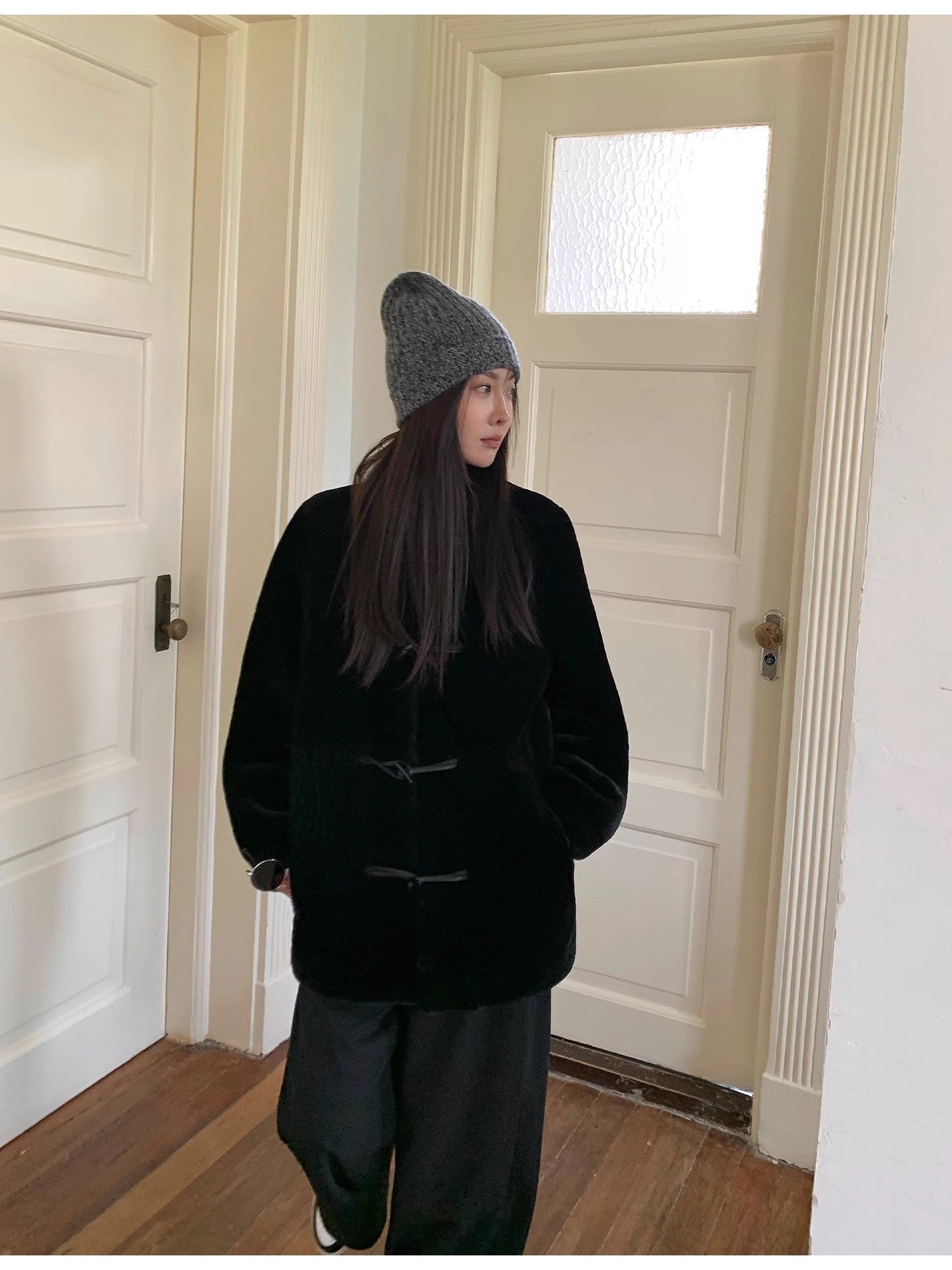 "Yemora" imported merino wool sheepskin small stand collar fur coat for women