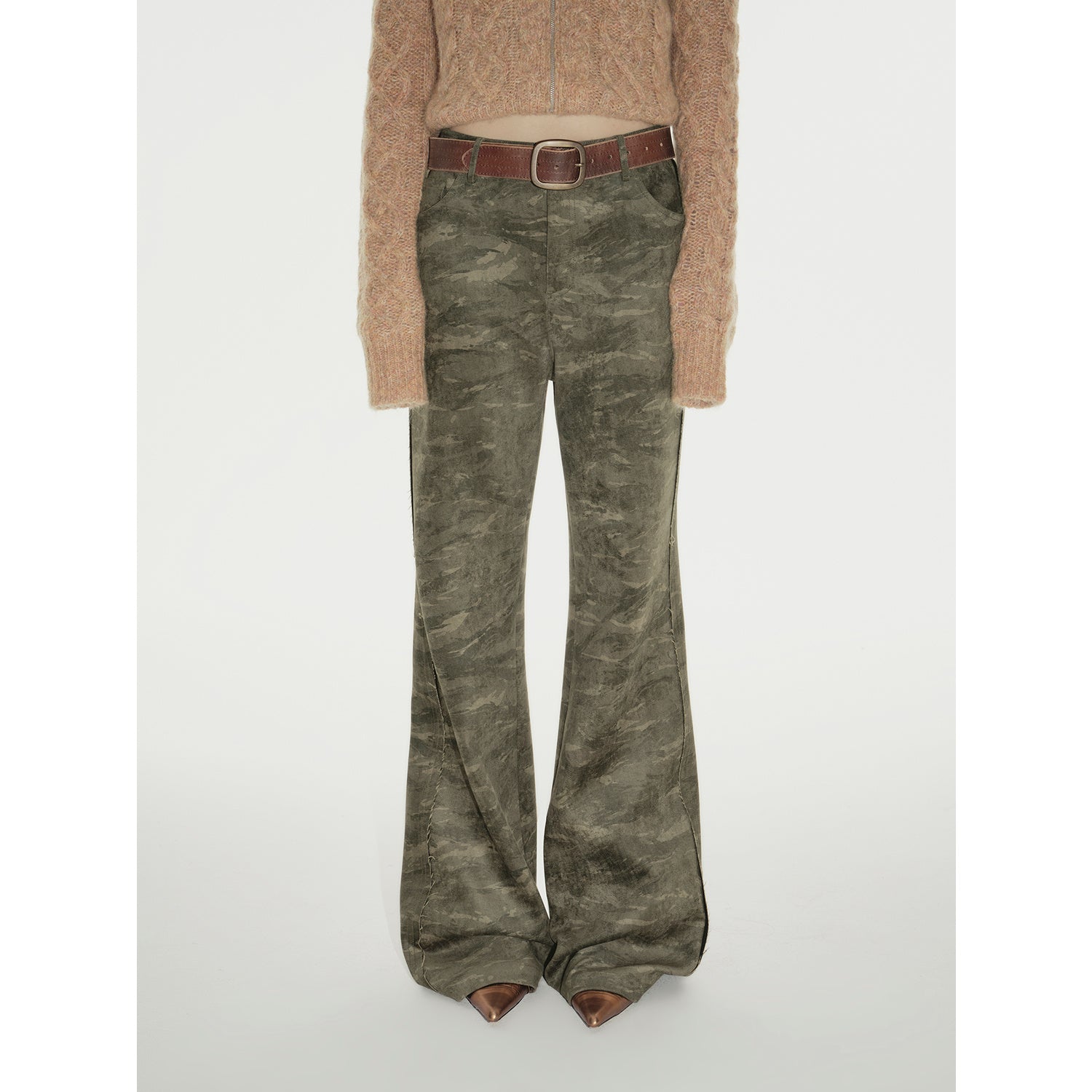 "Green Camouflage"Fashionable and versatile camouflage print chenille suede slim bootcut casual pants