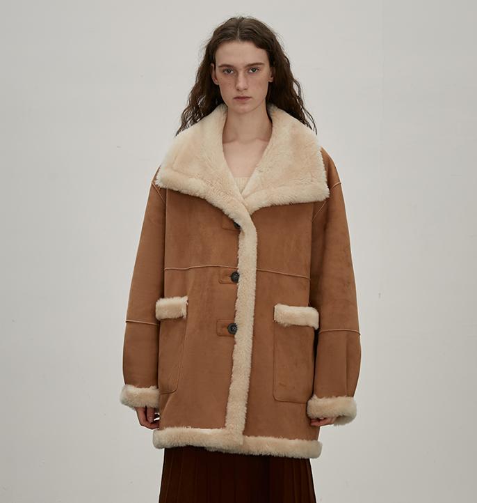 Makino Tour Double-sided shearling coat