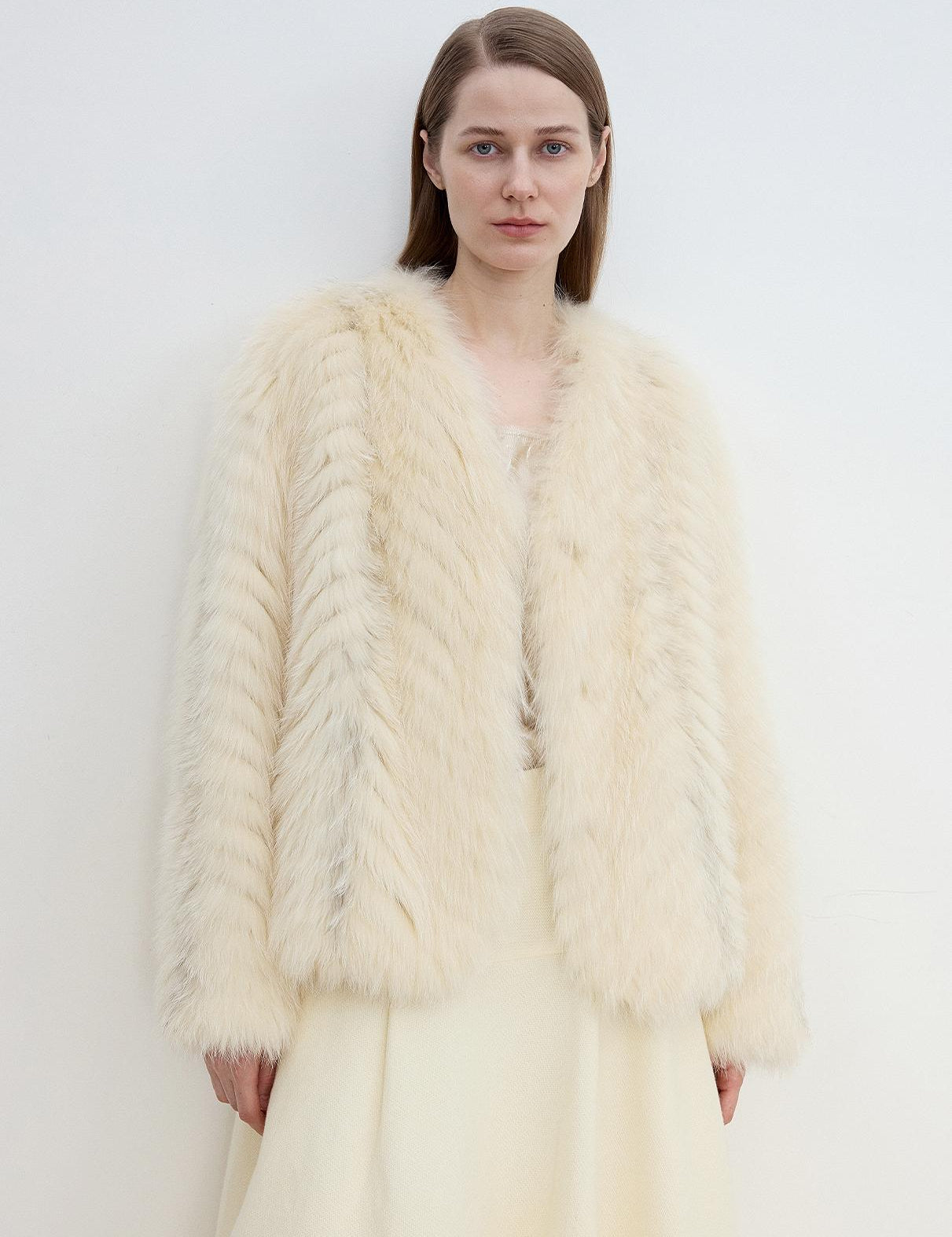 "Champagne on a Snowy Night" imported fox fur two-tone V-neck oblique stripe slim jacket