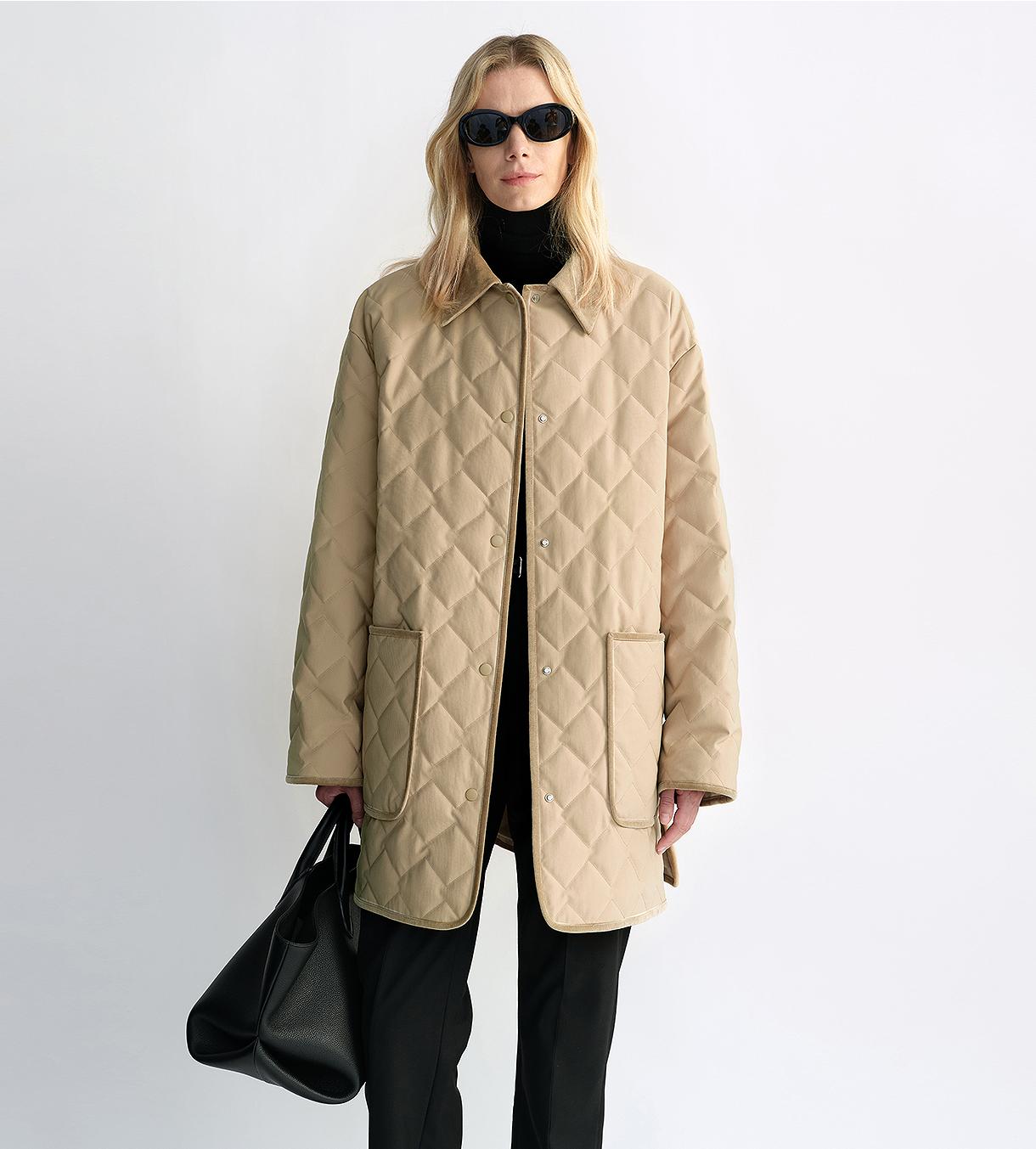 "Diamond Texture" Splicing Lapel 90 White Goose Down Barn Jacket Down Jacket Women