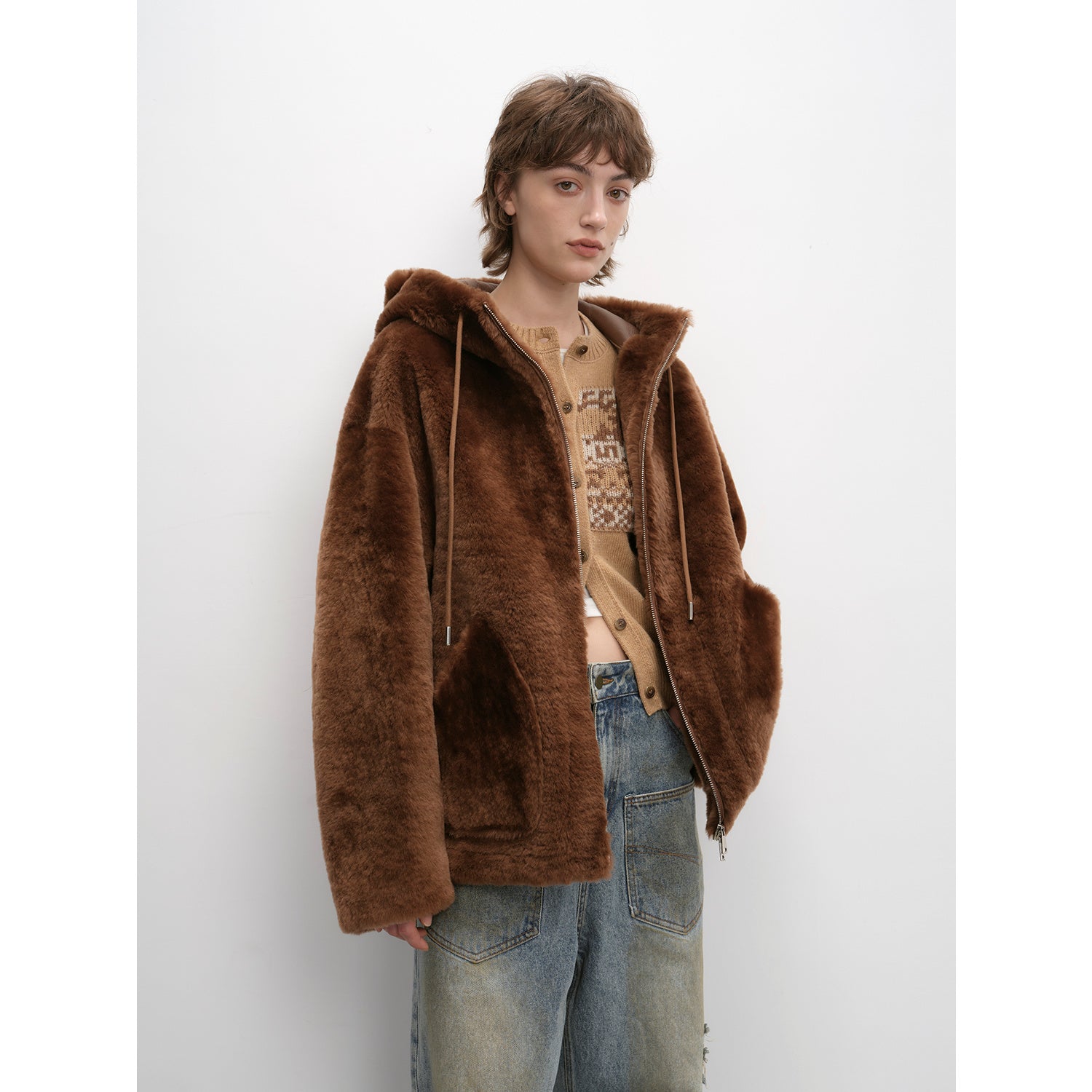 "Otaru Snow" casual hooded silhouette dropped shoulder merino wool sheepskin fur coat for women