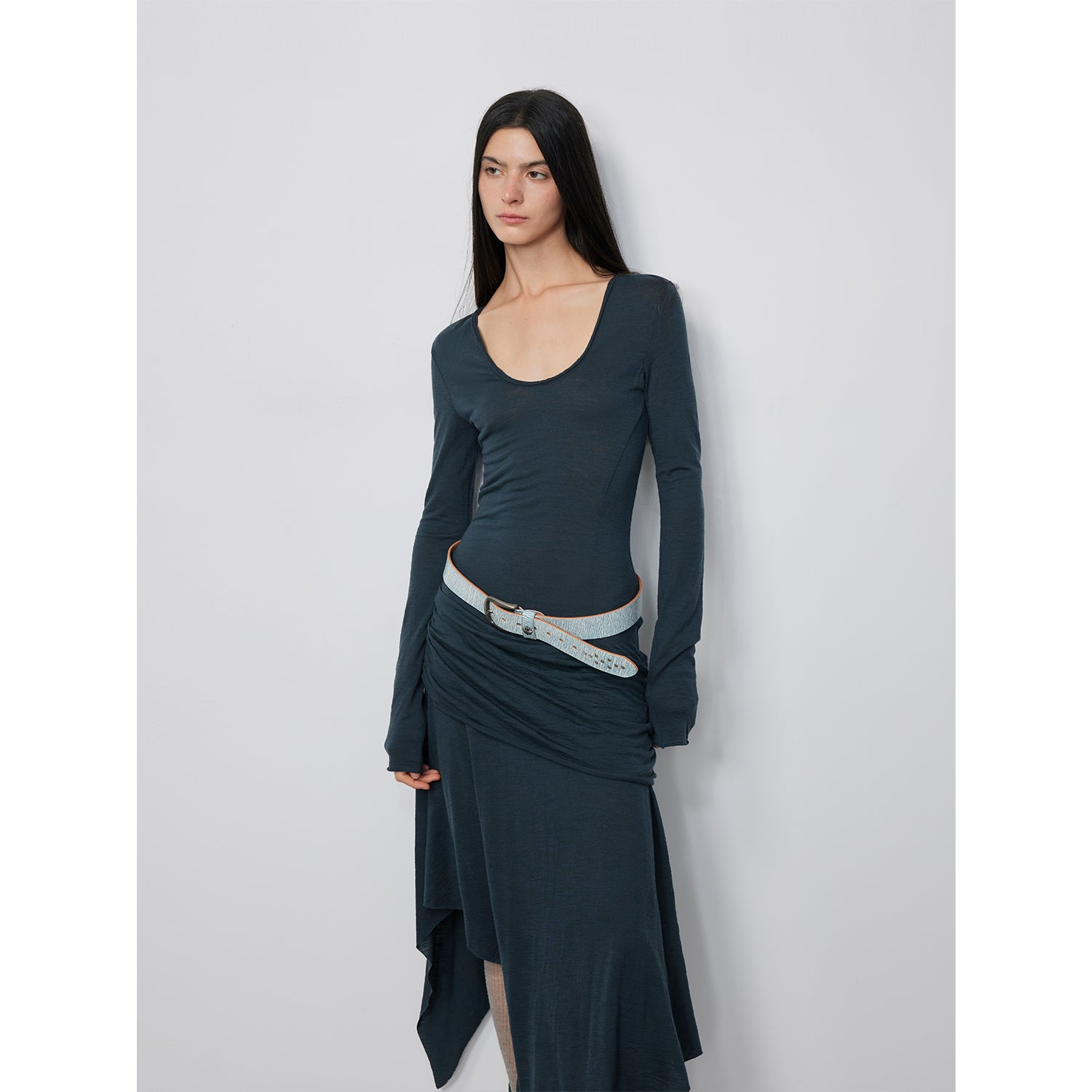 "Dreamy Ball" Lightweight and Breathable 100% Wool / U-neck Irregular Hem Long Dress for Women