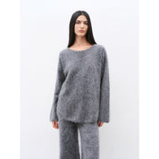 "Half-Ripe Winter" Cashmere Comfortable Loose-Fit Crewneck Sweater and Straight-Leg Knit Pants Set