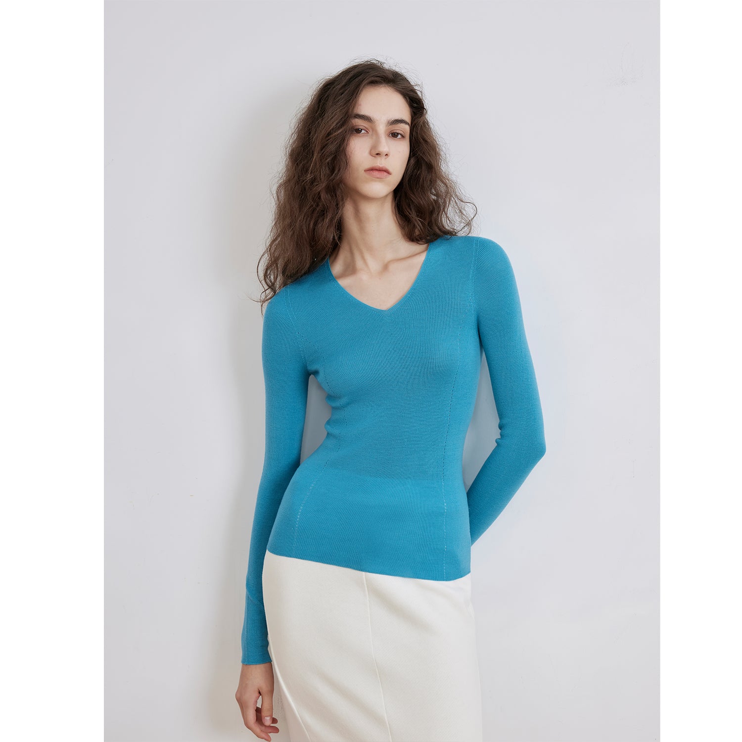 "Self-Life"Yangzi Machine Washable Seamless V-Neck Merino Wool Knit Bottom Shirt