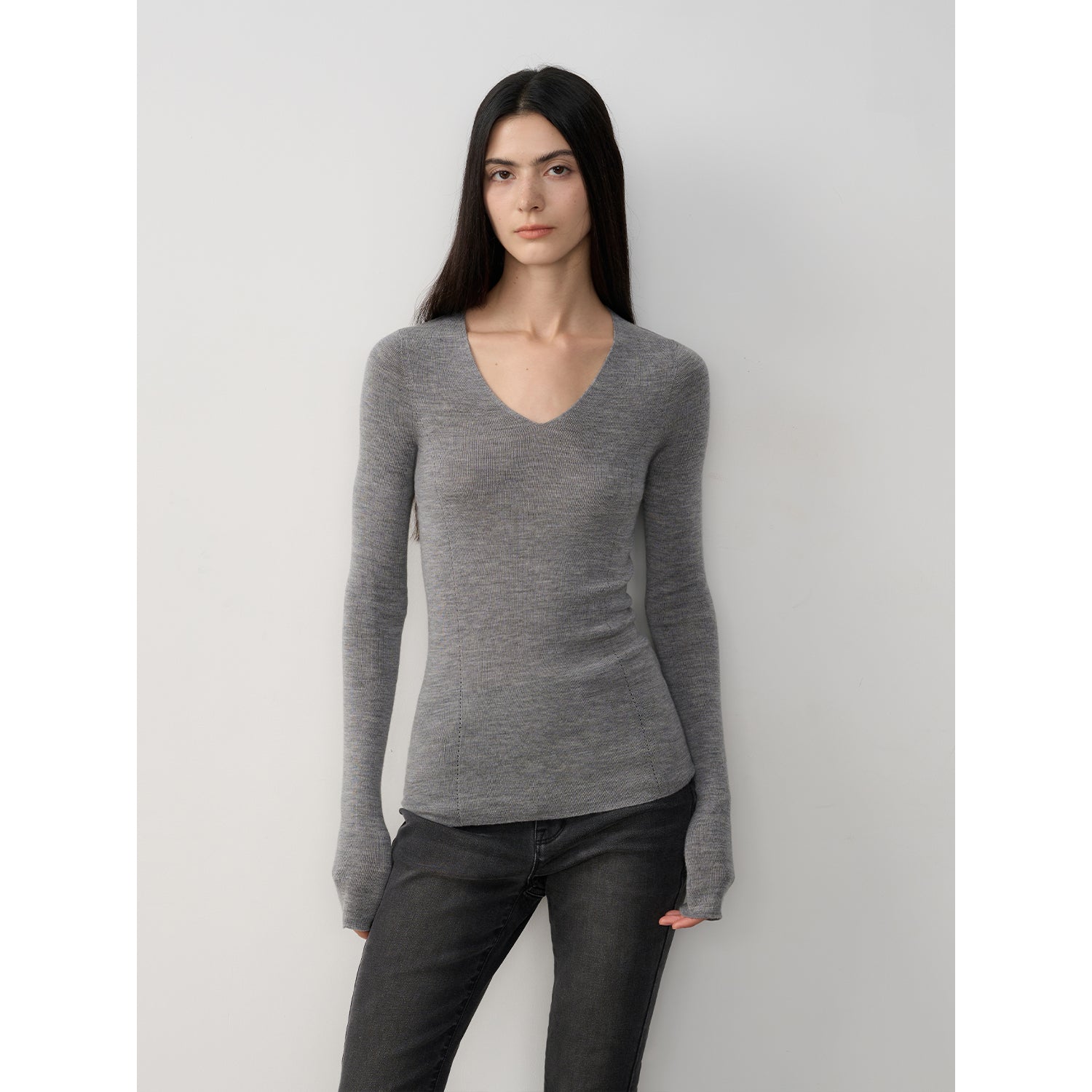 "Self-Life"Yangzi Machine Washable Seamless V-Neck Merino Wool Knit Bottom Shirt