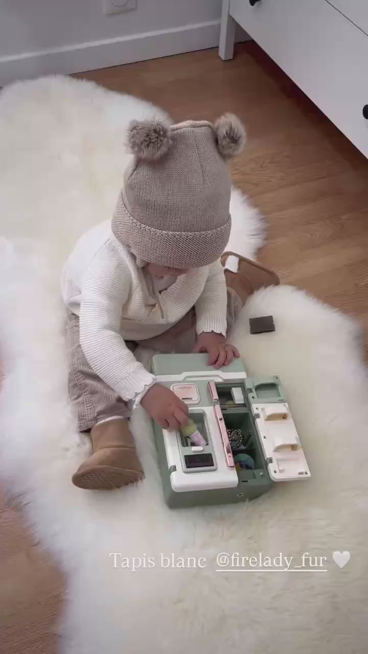 Natural New Zealand Sheepskin Rug 2x3 | Single Pelt | Ultra-Soft Thick Wool | Undyed & Formaldehyde-Free | Nursery-Safe