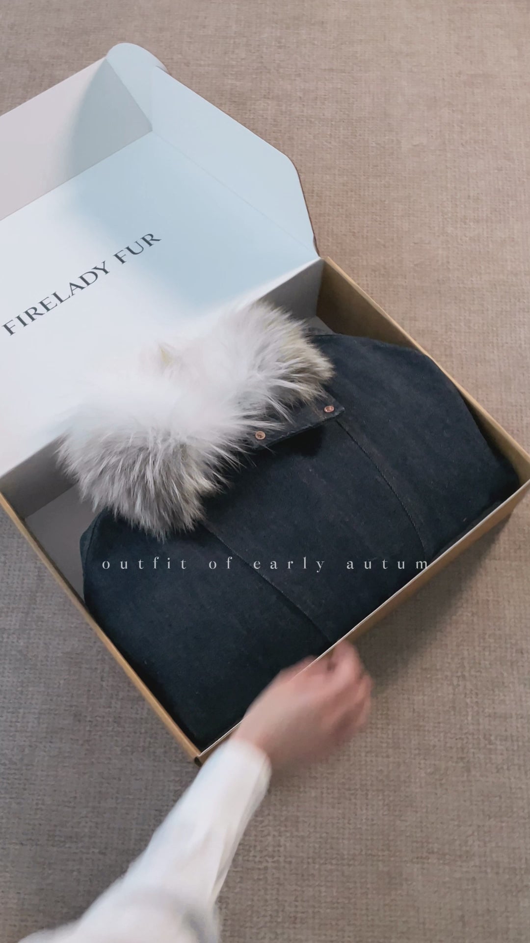 Fireladyfur Women’s Flocked Denim Goose Down Parka with Detachable Fox Fur Collar“City Travel”