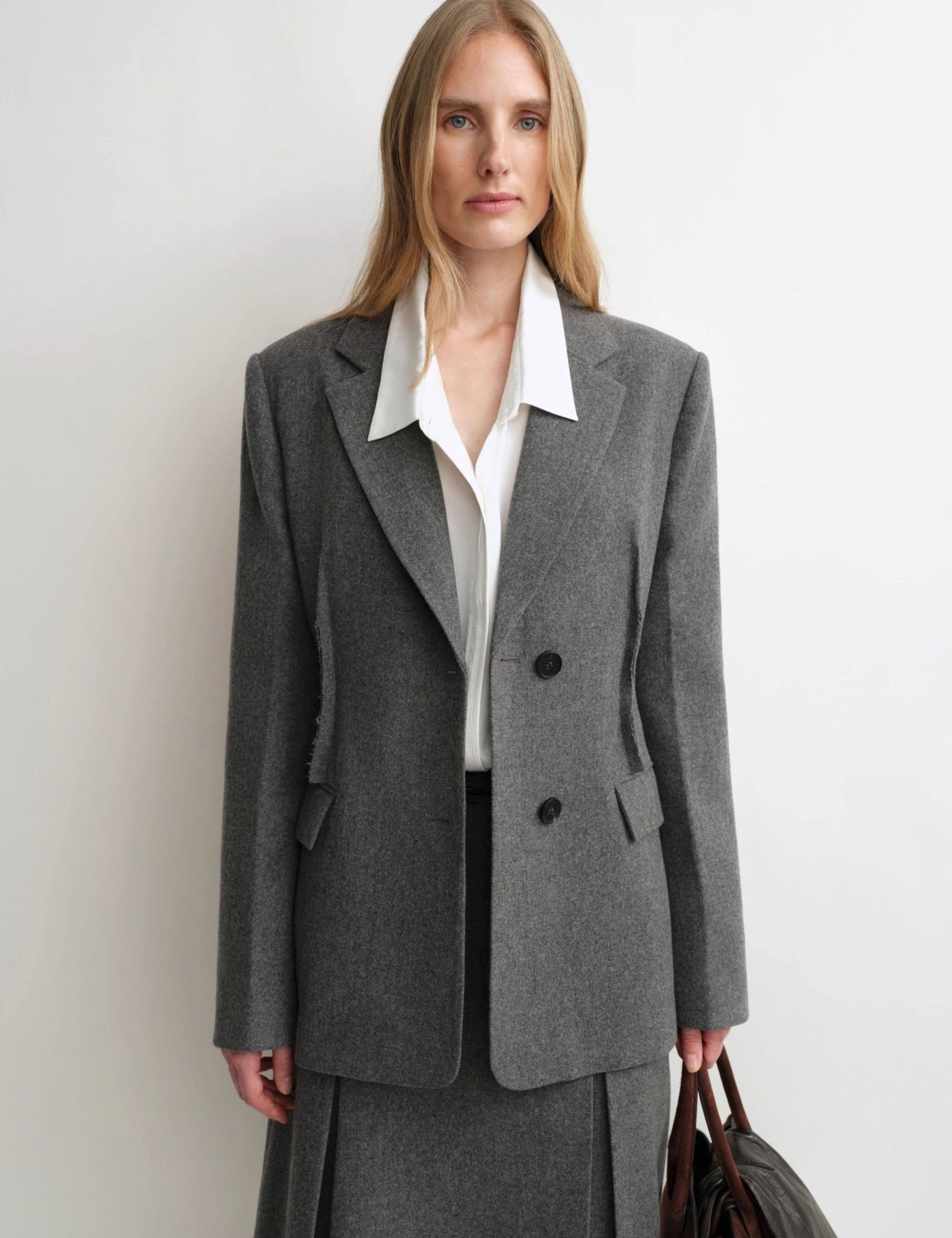 THE ARTM Women's Wool Suit Set - Fitted Blazer & A - Line Skirt - variant_title